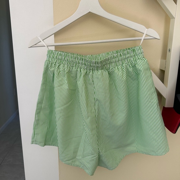 Green stripe set - Picture 3 of 5